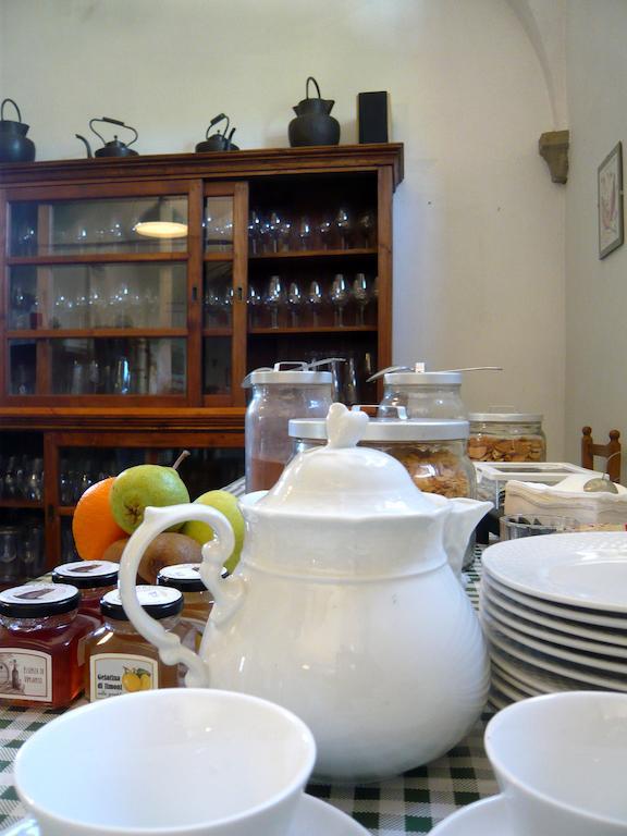 Locanda Di Praticino Rufina Bagian luar foto