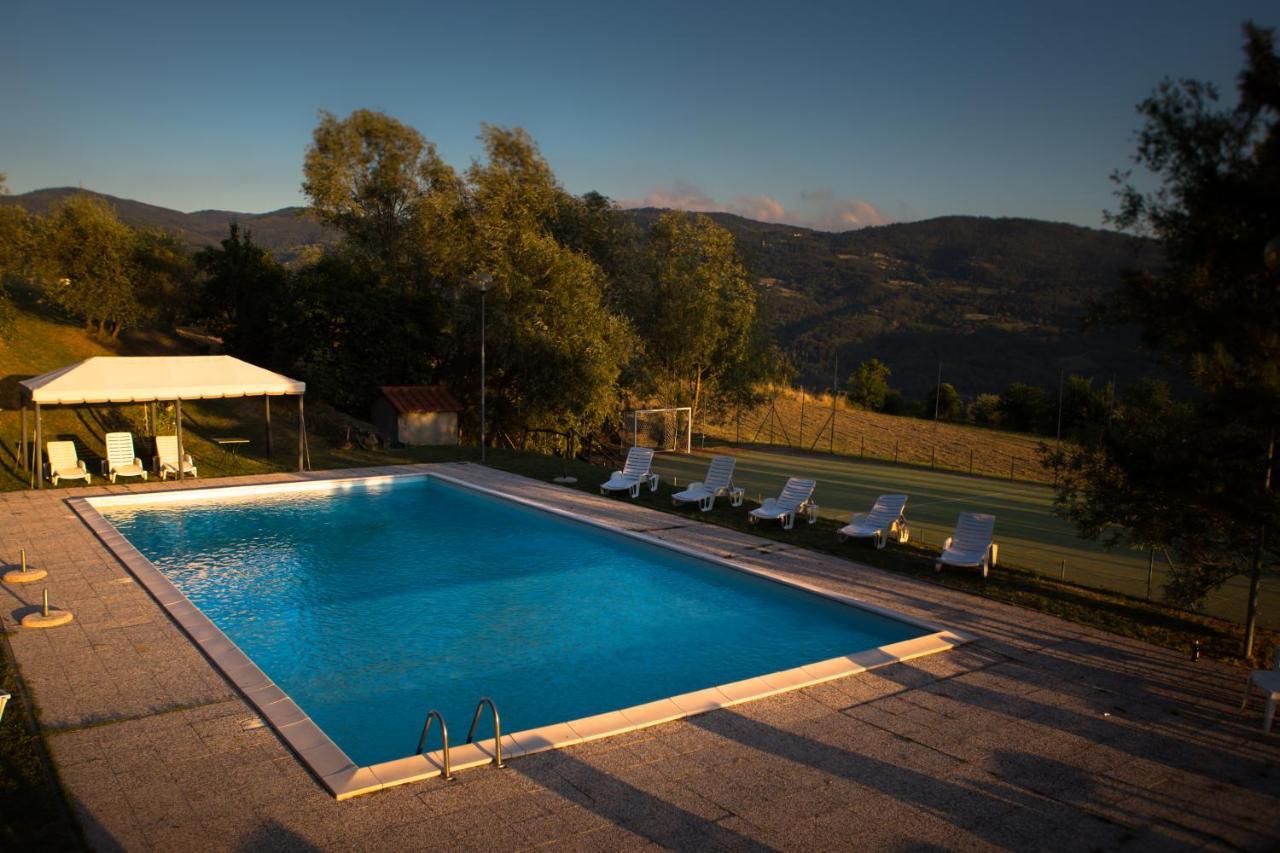 Locanda Di Praticino Villa Rufina Bagian luar foto